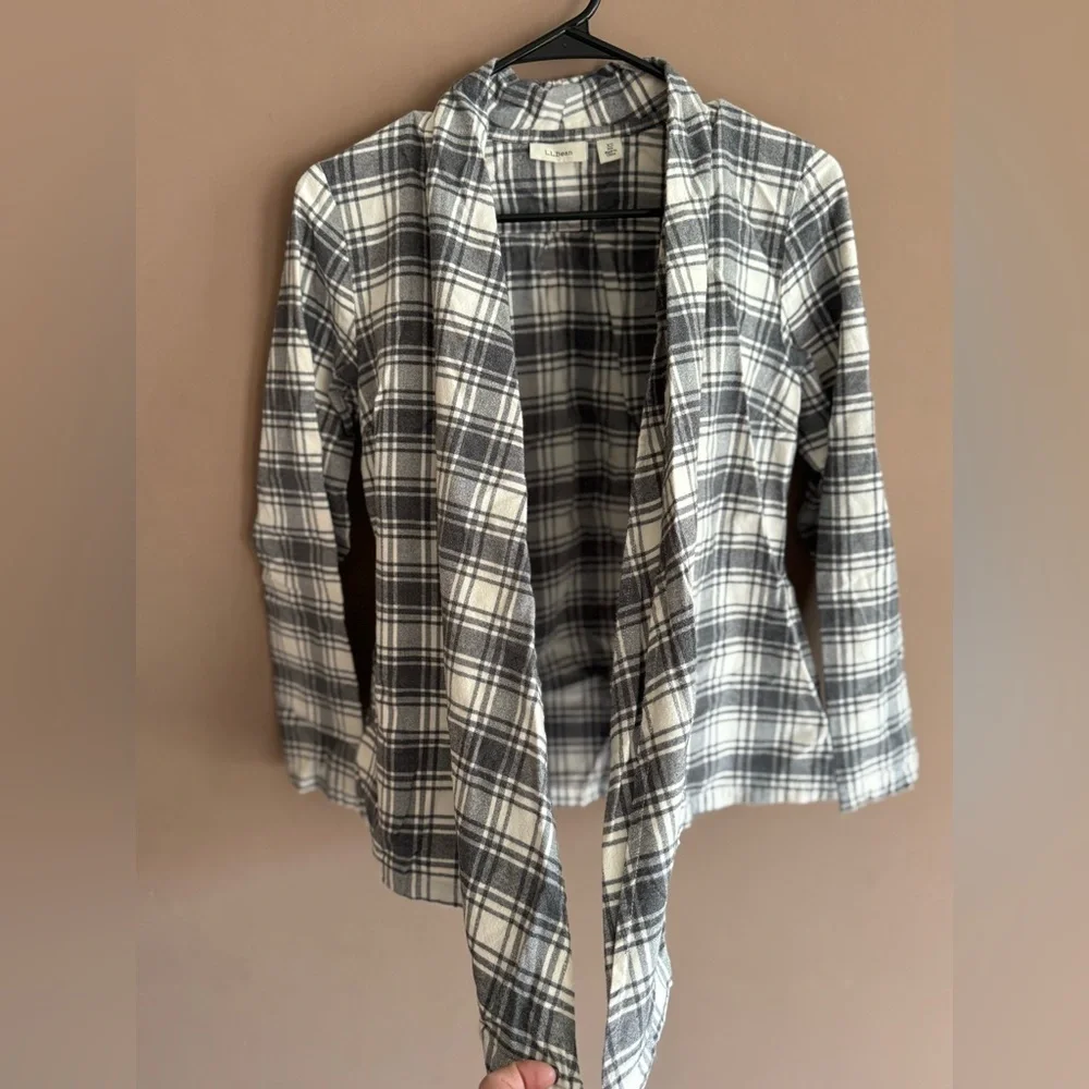 L.L. Bean Regular Flannel Open Front Cardigan - Picture 5 of 10
